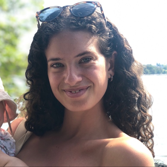 Meet your Posher, Brenna - Picture 1 of 1